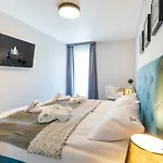 3l Aquarius Apartment *